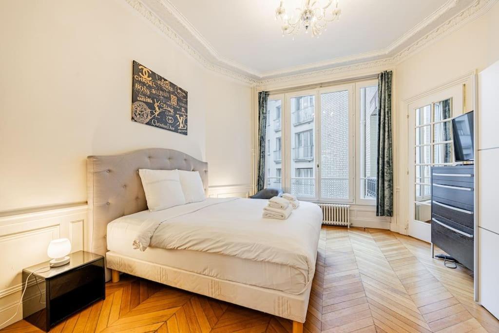 Apartment Amazing Apartment#4bedrooms#paris 16#victor Hugo *