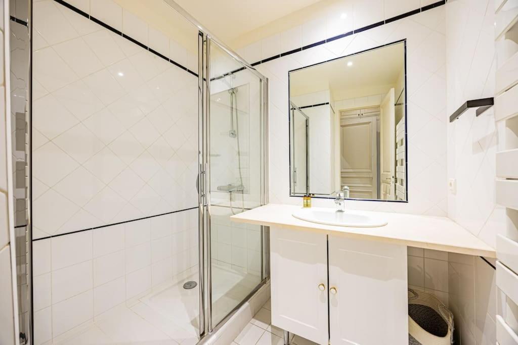 Amazing Apartment#4bedrooms#paris 16#victor Hugo Apartment Paris