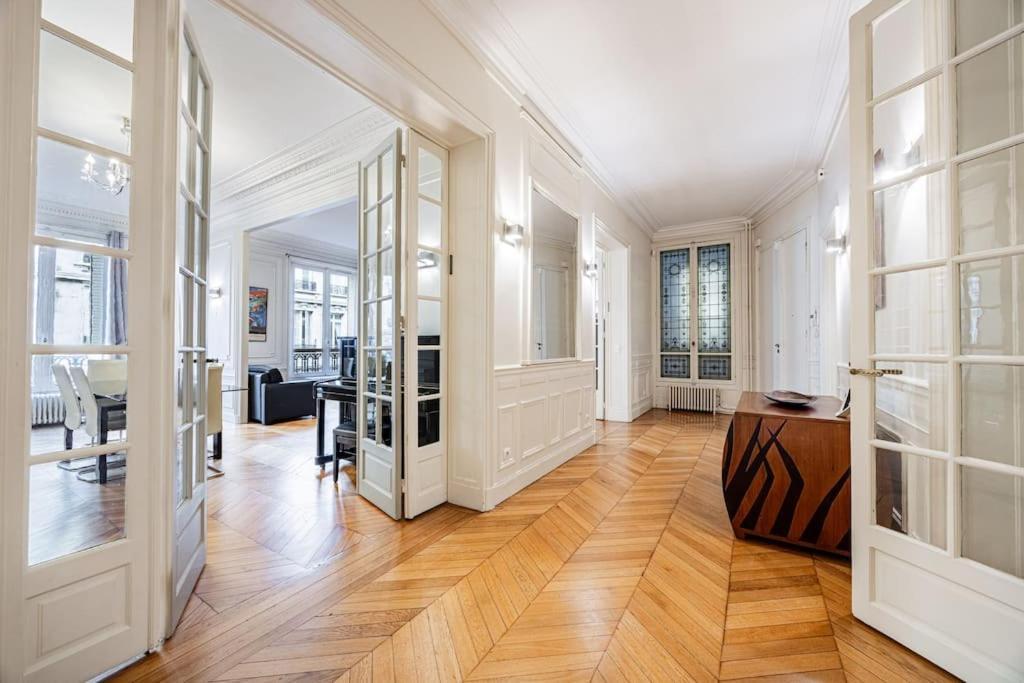 Apartment Amazing Apartment#4bedrooms#paris 16#victor Hugo Paris